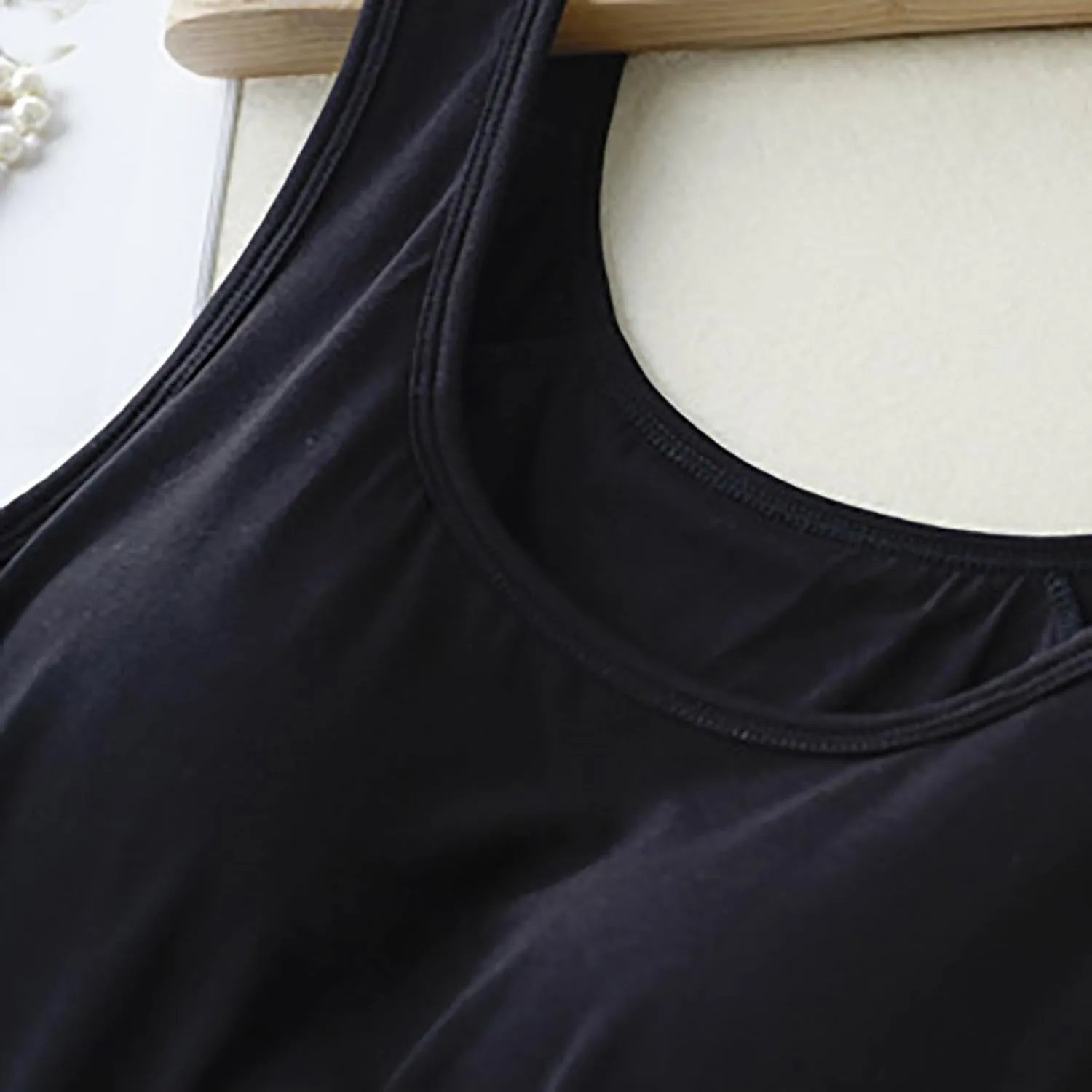 Tanktops with Built in Bras for Women Quick Dry Workout Sleeveless Yoga Camisole with Built in Bra Tank Tops Comfy
