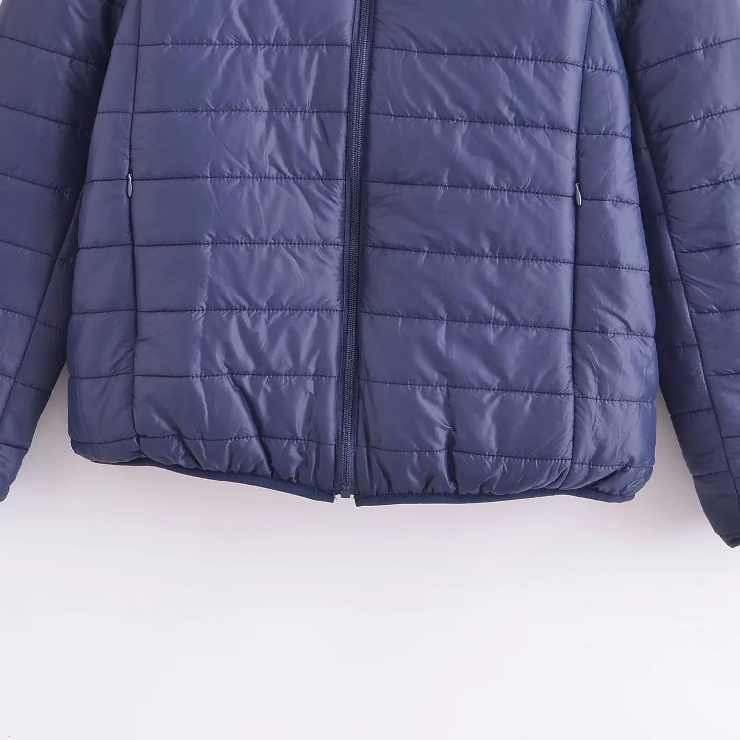 Women's Quilted Winter Coats Winter Short Hooded Warm Padded Fleece Lined Puffer Jackets Down Jackets with Pockets