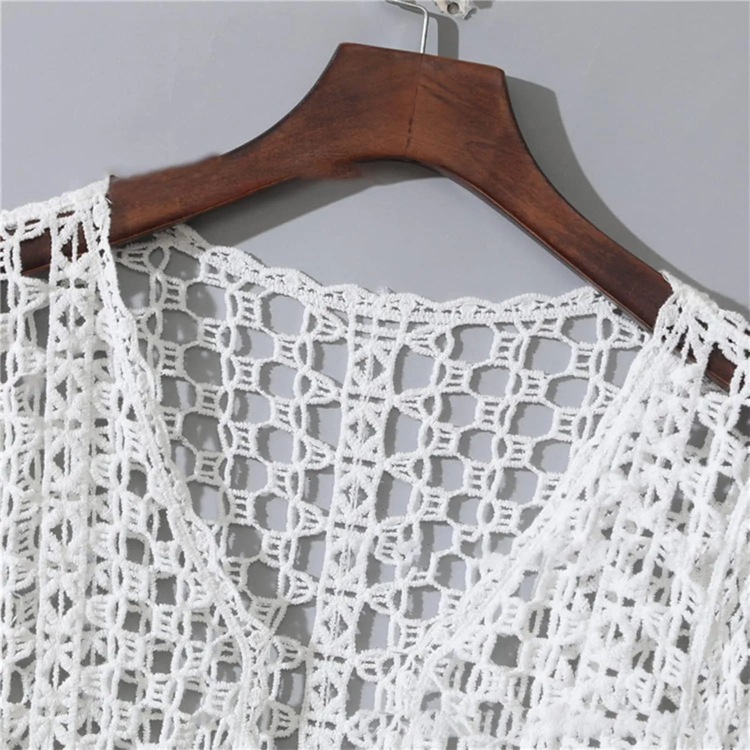 Women's Summer Long Sleeve Cardigan Hollow Out Crochet Knit Floral Cover Up Open Front Scalloped Mesh Beach Shrug Coat Beige