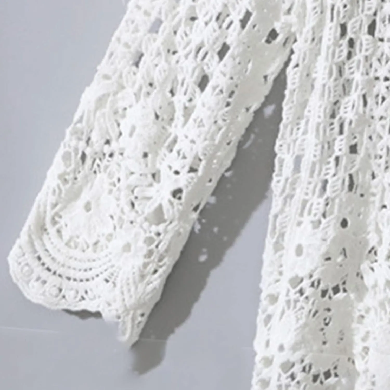 Women's Summer Long Sleeve Cardigan Hollow Out Crochet Knit Floral Cover Up Open Front Scalloped Mesh Beach Shrug Coat Beige